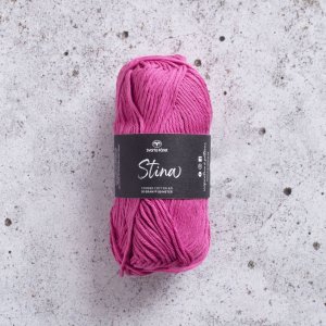 Black Sheep Stina 8/8 Garn 50g - Rosa (243) Black Sheep Stina 8/8 Garn 50g - Rosa (243)