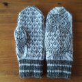 Kundenbild DROPS Alpaca Uni Color Garn - 50 g - Weiß (1101)