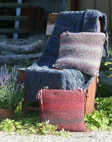 Strickmuster - Plaid und Kissen aus 3-fachem Garn Strickmuster - Plaid und Kissen aus 3-fachem Garn