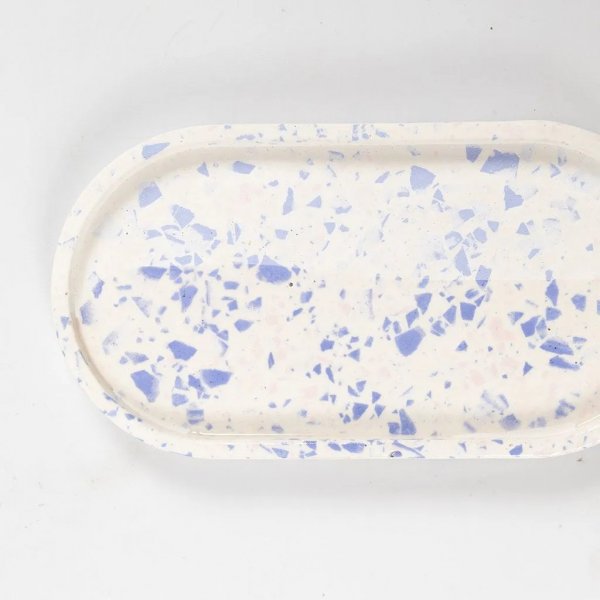 Starten Sie den DIY-Bausatz für Kunstharzguss, Kerzenständer und Tabletts Starten Sie den DIY-Bausatz für Kunstharzguss, Kerzenständer und Tabletts