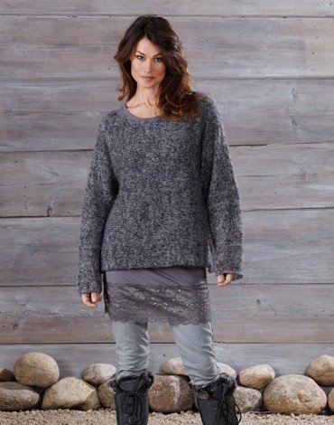 Strickmuster - Pullover quer und Kragen gestrickt Strickmuster - Pullover quer und Kragen gestrickt