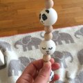 Kundenbild Unbehandelte Holzkugeln 15 mm ø 4 mm - 18er-Pack. mit Löchern