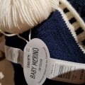 Kundenbild DROPS Baby Merino Uni Color Garn - 50 g - Natur (02)