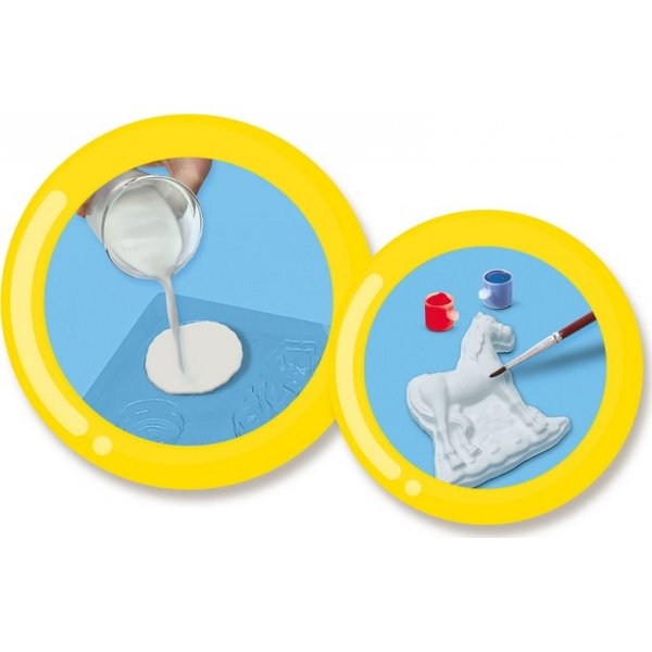 Pferde gießen und mit Glitzer bemalen Pferde gießen und mit Glitzer bemalen