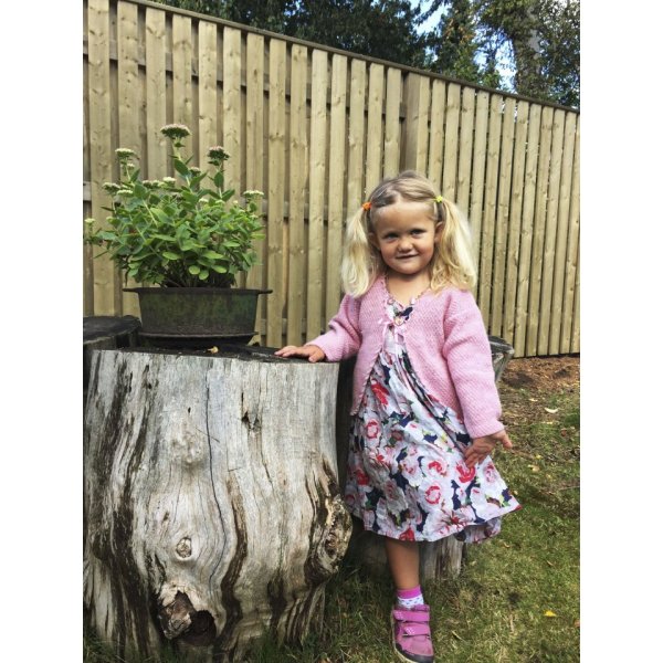 Strickanleitung - Kinder-Cardigan aus Doppelmoosstrick mit Häkelborte Strickanleitung - Kinder-Cardigan aus Doppelmoosstrick mit Häkelborte