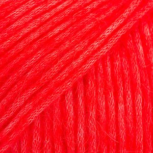 DROPS Air Uni Color Garn - 50 g - Hot Red (61) DROPS Air Uni Color Garn - 50 g - Hot Red (61)