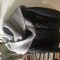 Kundenbild DROPS Alpaca Puna Garn - 50 g - Grau (06)