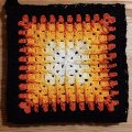 Kundenbild DROPS Paris Uni Color Garn - 50 g - Hellgelb (19)