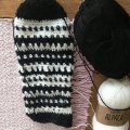 Kundenbild DROPS Alpaca Uni Color Garn - 50 g - Schwarz (8903)