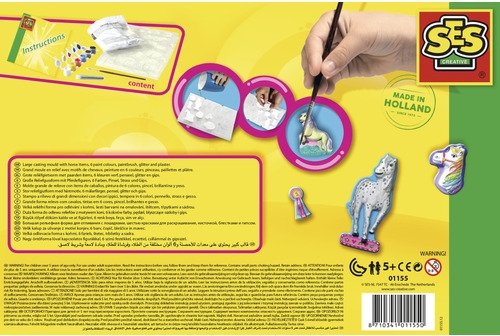 Pferde gießen und mit Glitzer bemalen Pferde gießen und mit Glitzer bemalen