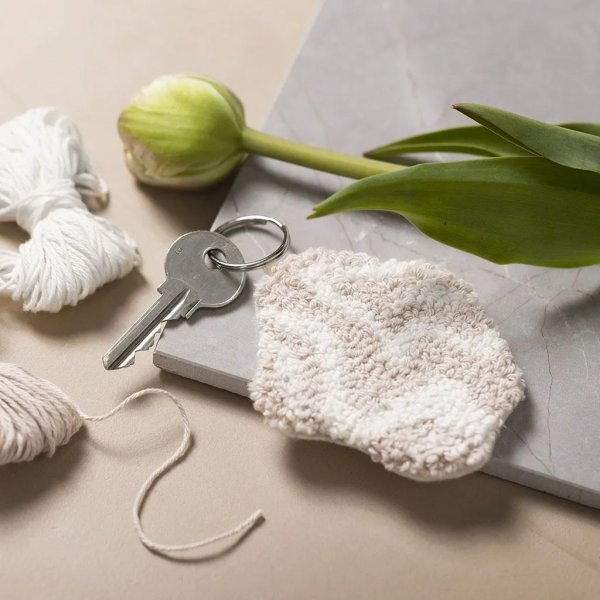 Mini-DIY-Set, Stanznadel, Schlüsselanhänger Mini-DIY-Set, Stanznadel, Schlüsselanhänger