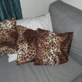 Kundenbild Velours-Tierfell - Leopard