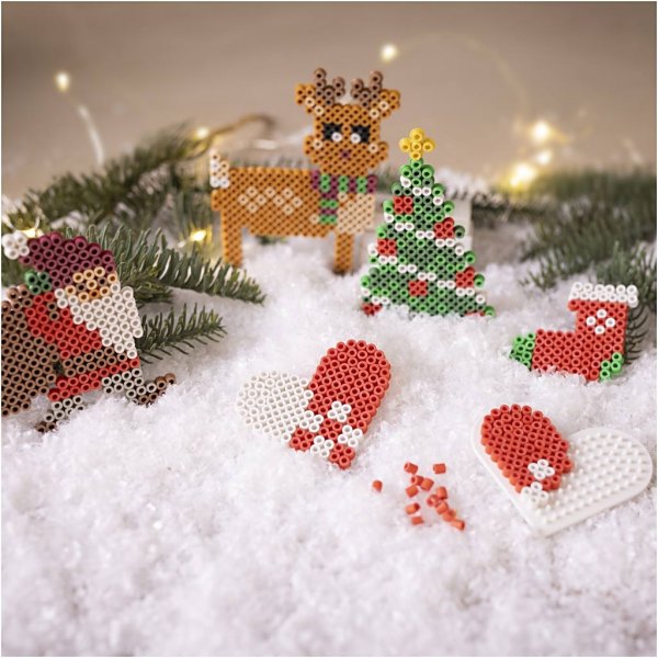 DIY Kit NABBI BioBeads - Weihnachtsmann - Weihnachtsstrumpf - Weihnachtsherz - Weihnachtsbaum und Rentier DIY Kit NABBI BioBeads - Weihnachtsmann - Weihnachtsstrumpf - Weihnachtsherz - Weihnachtsbaum und Rentier