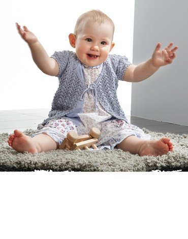 Strickmuster - Muster gestrickter Pullunder, Strickjacke und Kleid Strickmuster - Muster gestrickter Pullunder, Strickjacke und Kleid