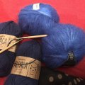 Kundenbild DROPS Alpaca Uni Color Garn - 50 g - Marineblau (5575)