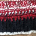 Kundenbild DROPS Alpaca Uni Color Garn - 50 g - Schwarz (8903)