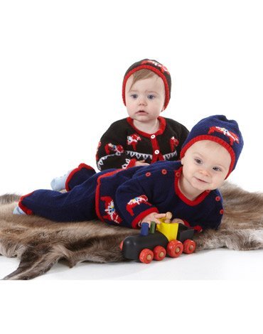 Strickmuster - Pullover, Strickjacke, Hose und Mütze mit Dala-Pferden Strickmuster - Pullover, Strickjacke, Hose und Mütze mit Dala-Pferden