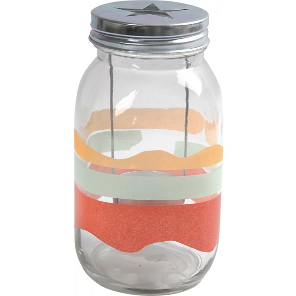 Laterne mit ausgestanztem Stern Laterne mit ausgestanztem Stern