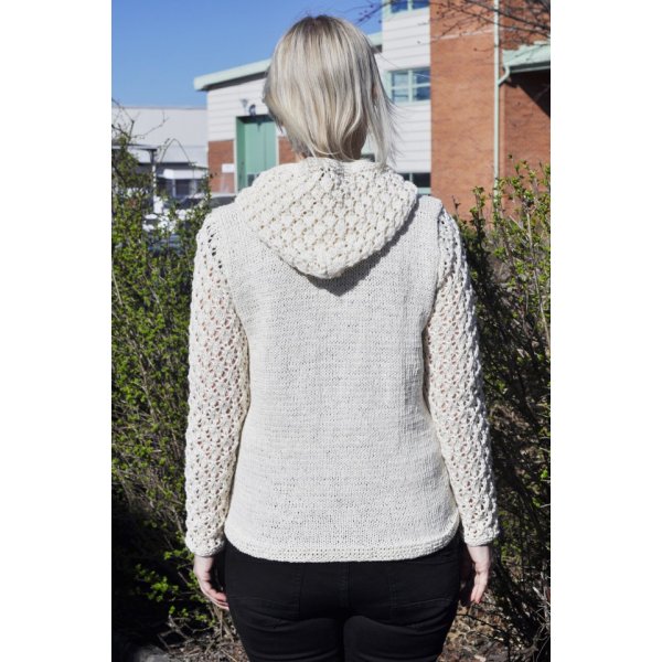 Strickanleitung - Gestrickter Kapuzenpullover aus Doppelgarn Strickanleitung - Gestrickter Kapuzenpullover aus Doppelgarn